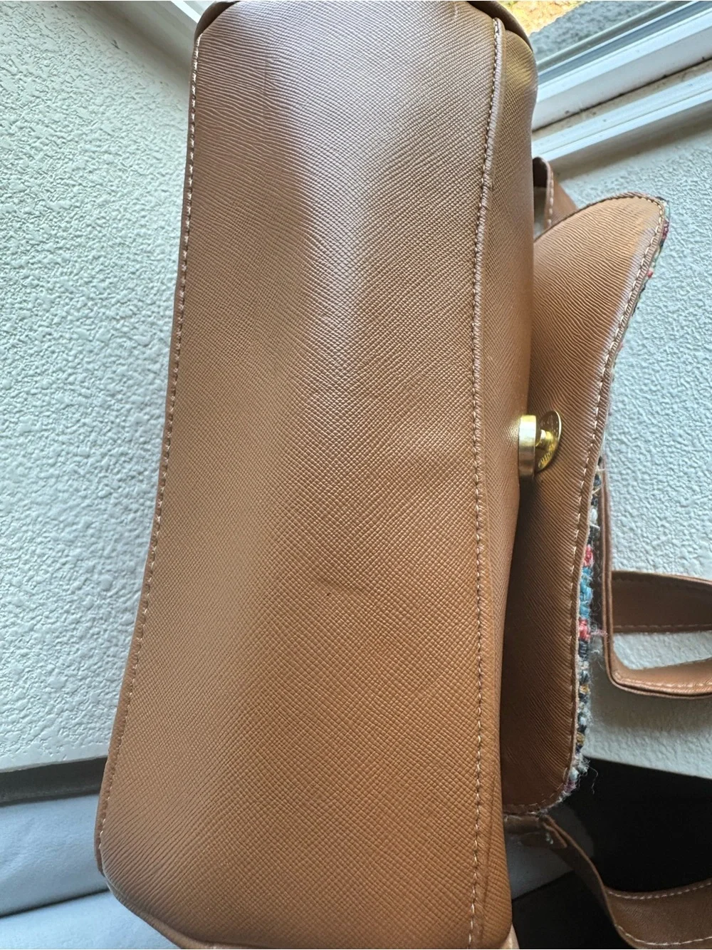 Brown Leather Crossbody Bag with Multicolor Embroidered Flap